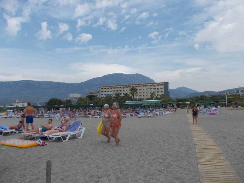 Strand vom Hotel Dinler Kırbıyık Resort Hotel - Alanya
