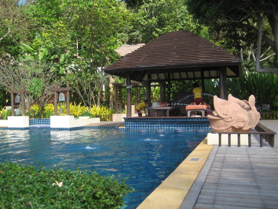 Kleiner feiner Hotelpool Le Vimarn Cottages & Spa