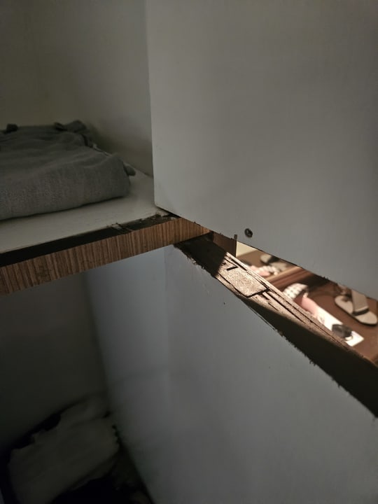 Zimmer The Fair House Beach Resort