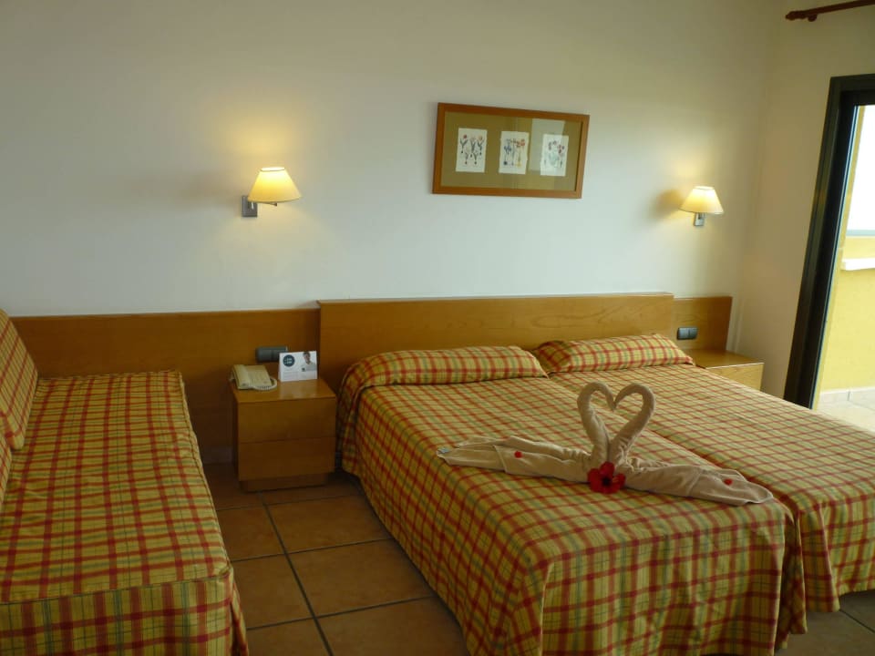Liebevoll dekoriertes Zimmer SBH Club Paraiso Playa