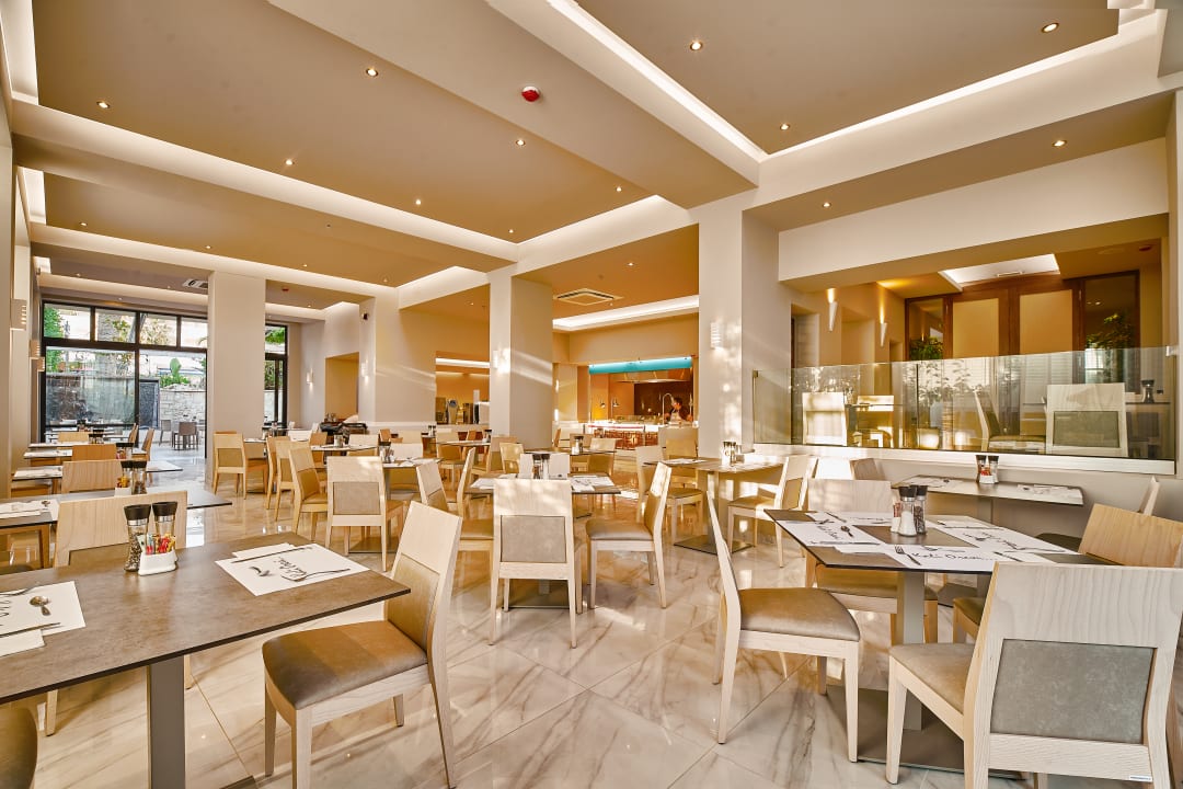 Gastro Hotel Eva Bay