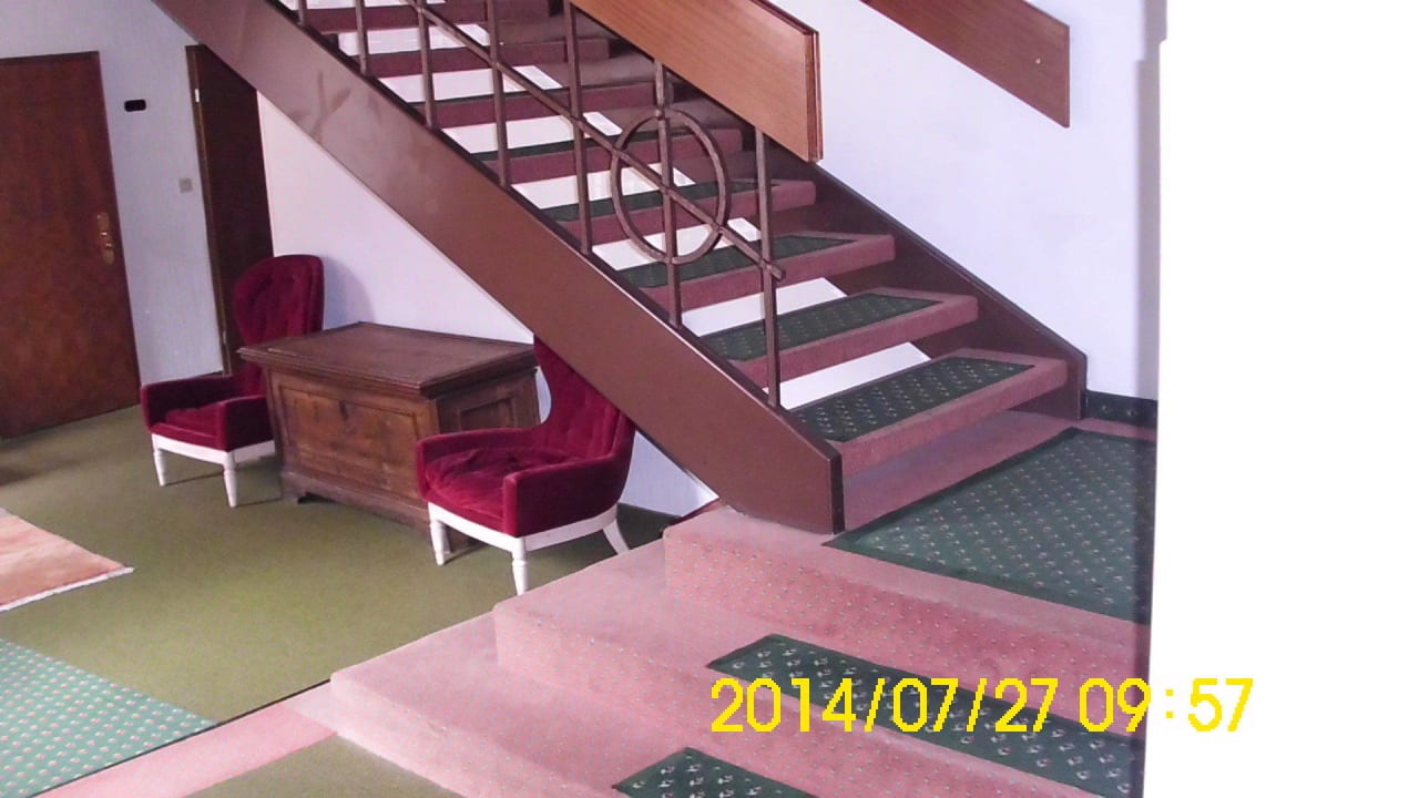 Treppe in das 3. OG Hotel Wilder Mann