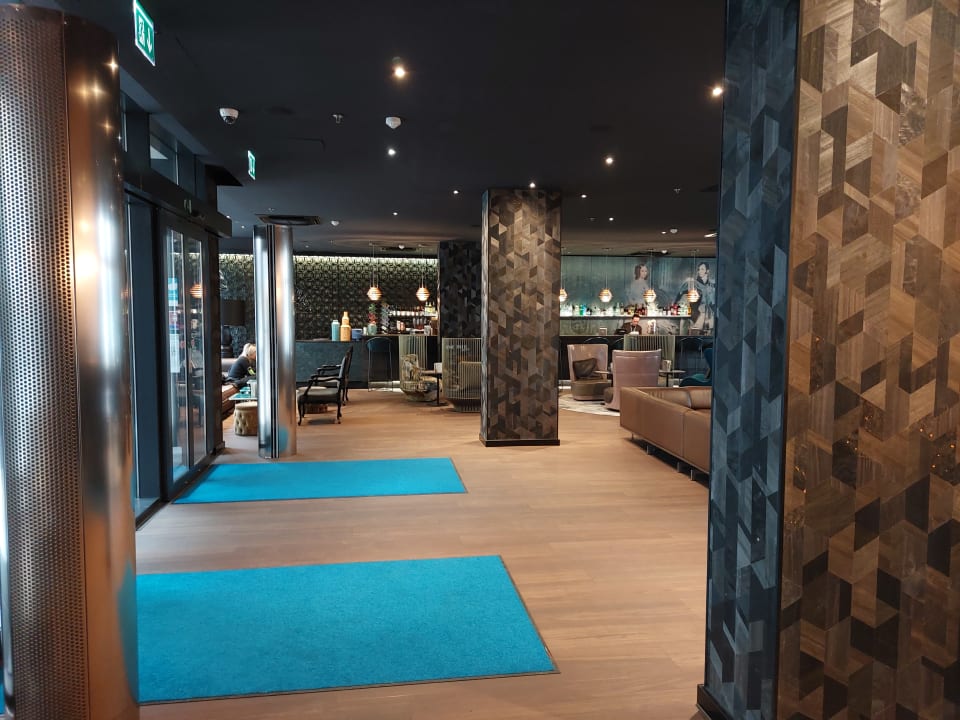 Lobby Motel One Brussels