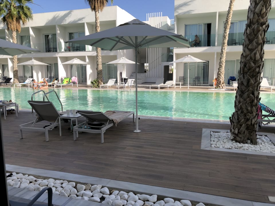 Pool White Dreams Resort & Anex