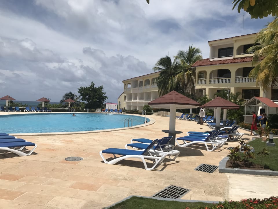 Pool Sol Rio De Luna y Mares