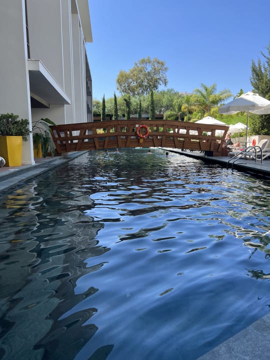 Pool The Sense Deluxe Hotel