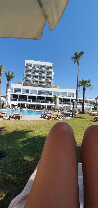 Außenansicht The Golden Bay Beach Hotel