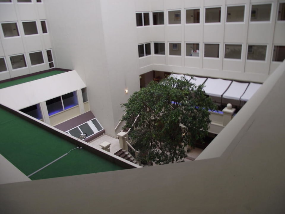 Innenhof Überdacht Crowne Plaza ® Hamburg - City Alster