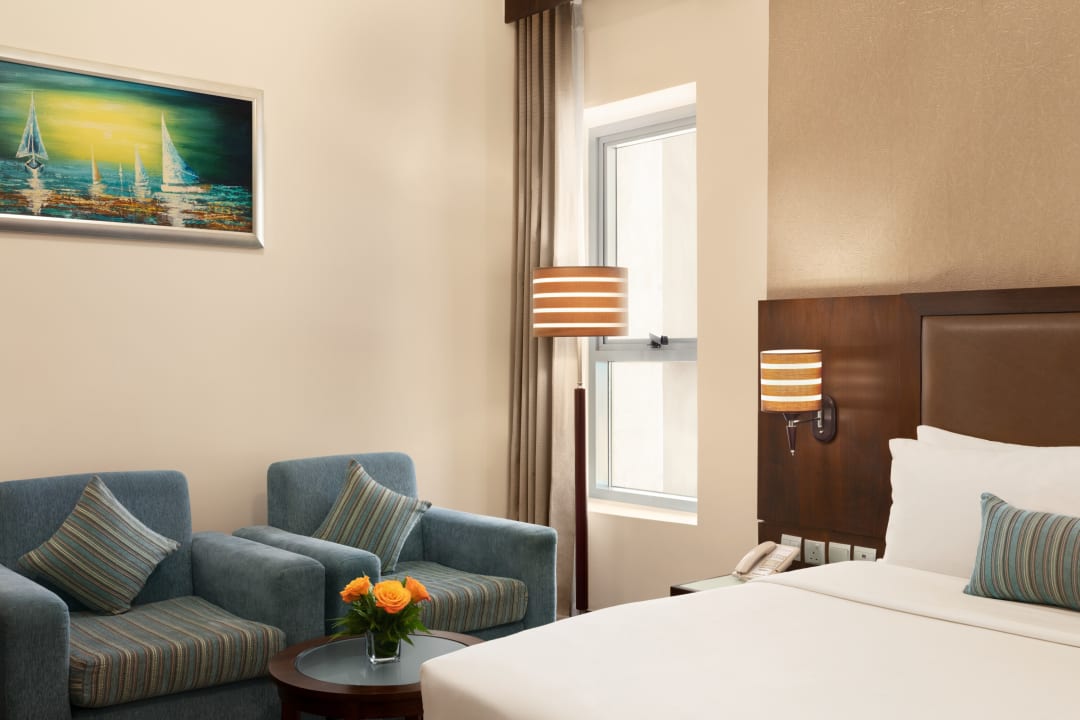 Zimmer Ramada By Wyndham Dubai Deira