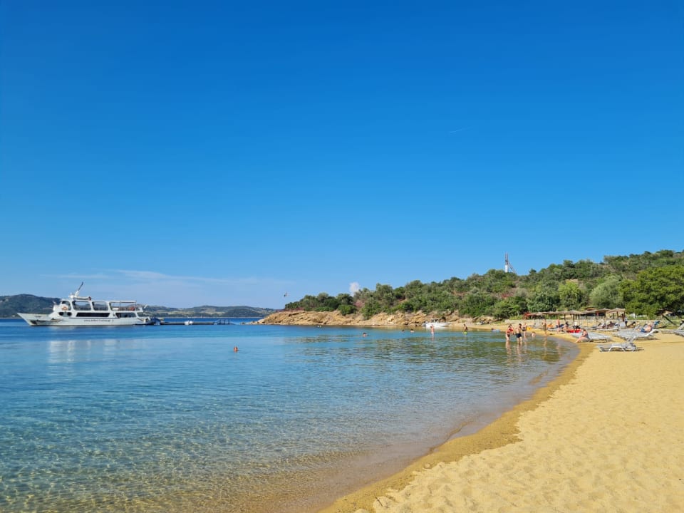 Außenansicht Akrathos Beach Hotel