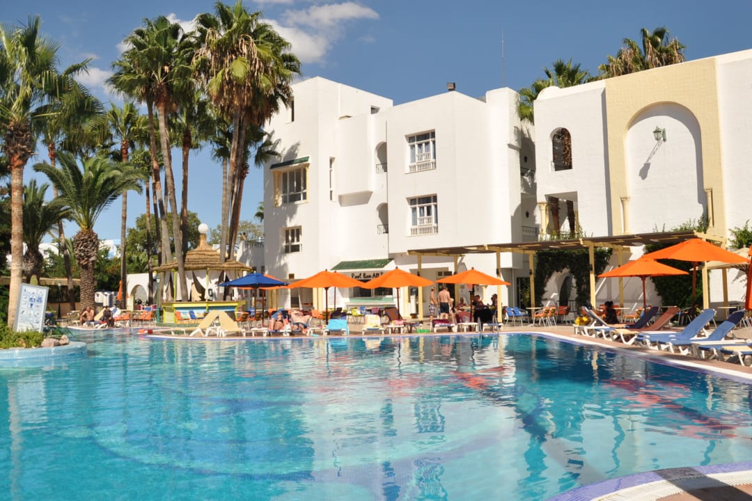 Pool Hotel Nesrine