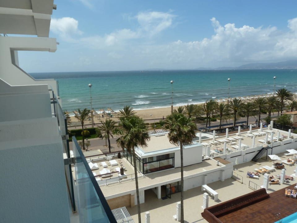 Aussicht nach links Iberostar Waves Bahia de Palma