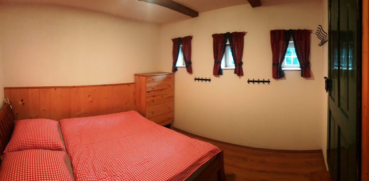 Zimmer Almhütte Brandgut