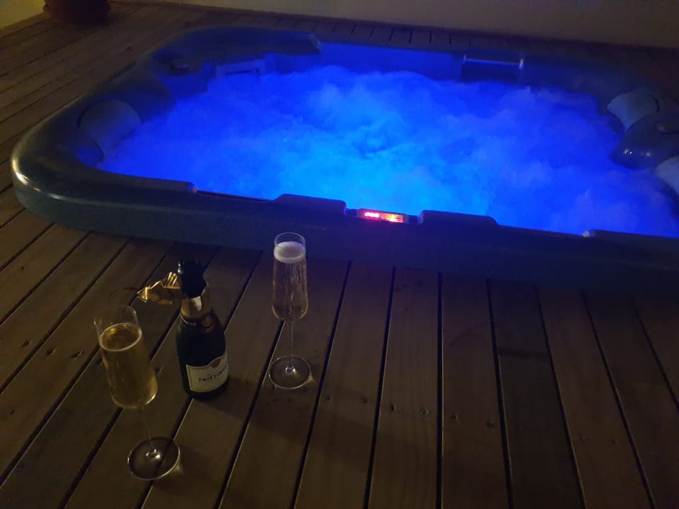 Zimmer Meeru Maldives Resort Island