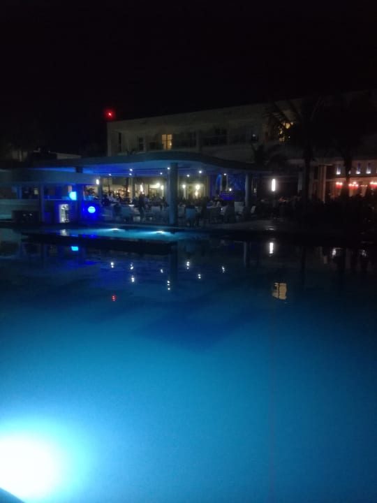 Pool Hotel Riu Reggae