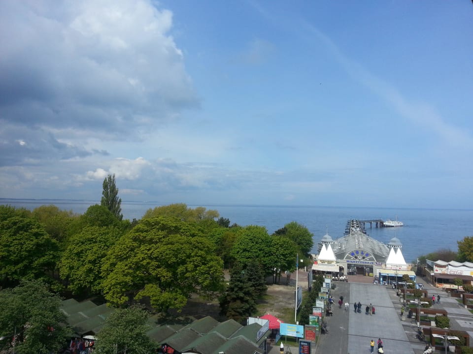 Widok z pokoju 4.. Hotel Aurora Family & SPA