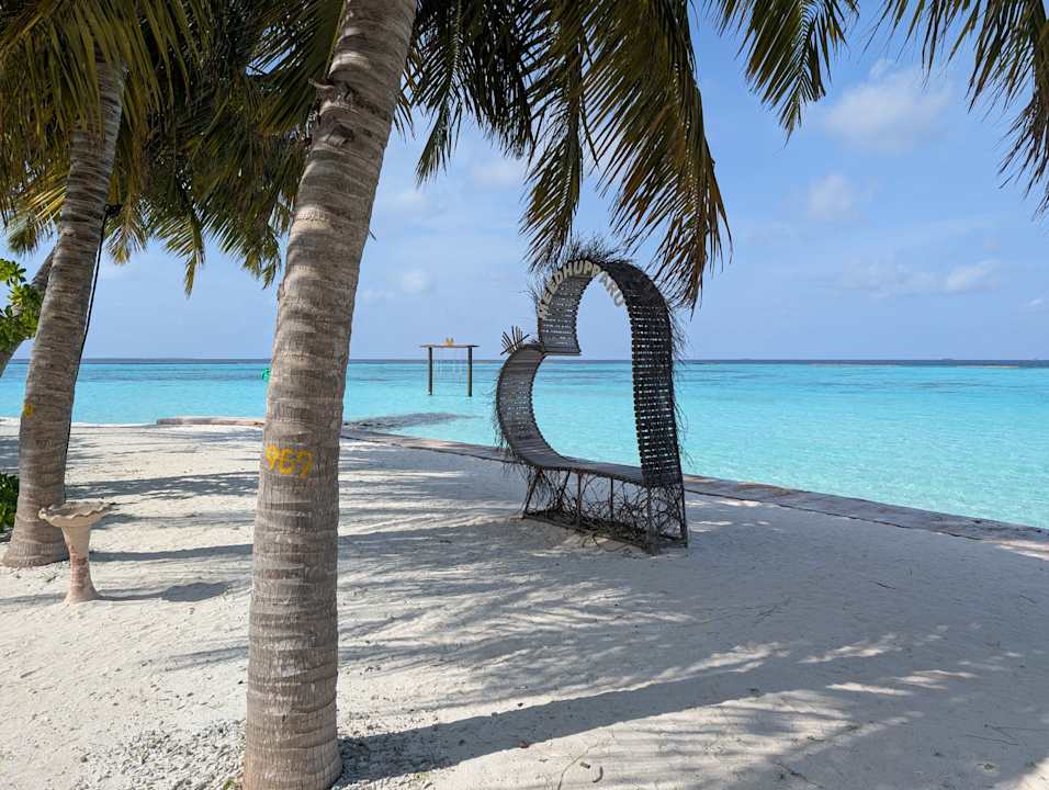 Strand Adaaran Select Meedhupparu Island Resort - Premium All Inclusive