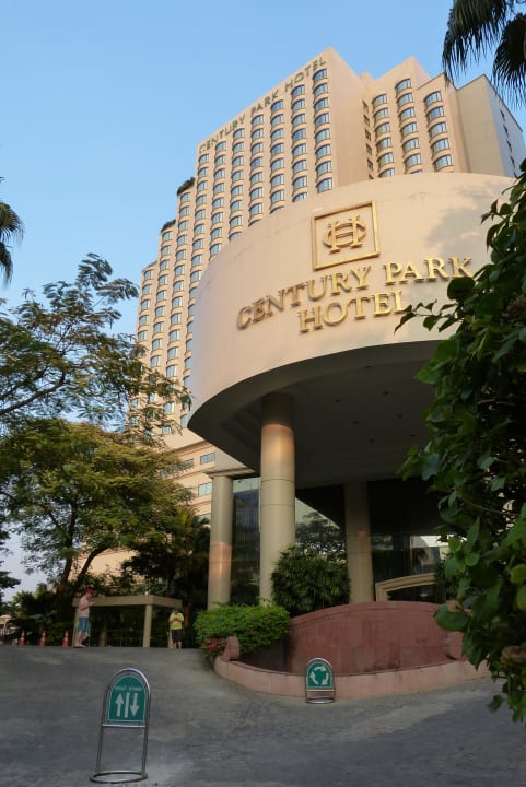Hotel von außen Hotel Century Park