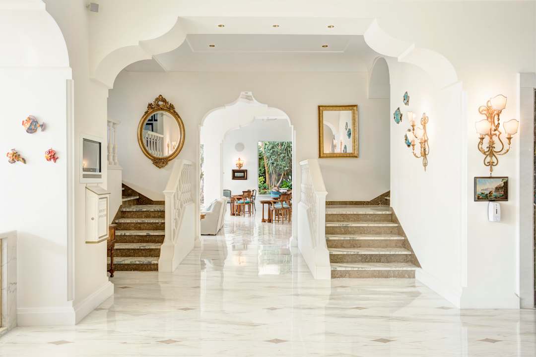 Lobby Grand Hotel de la Ville