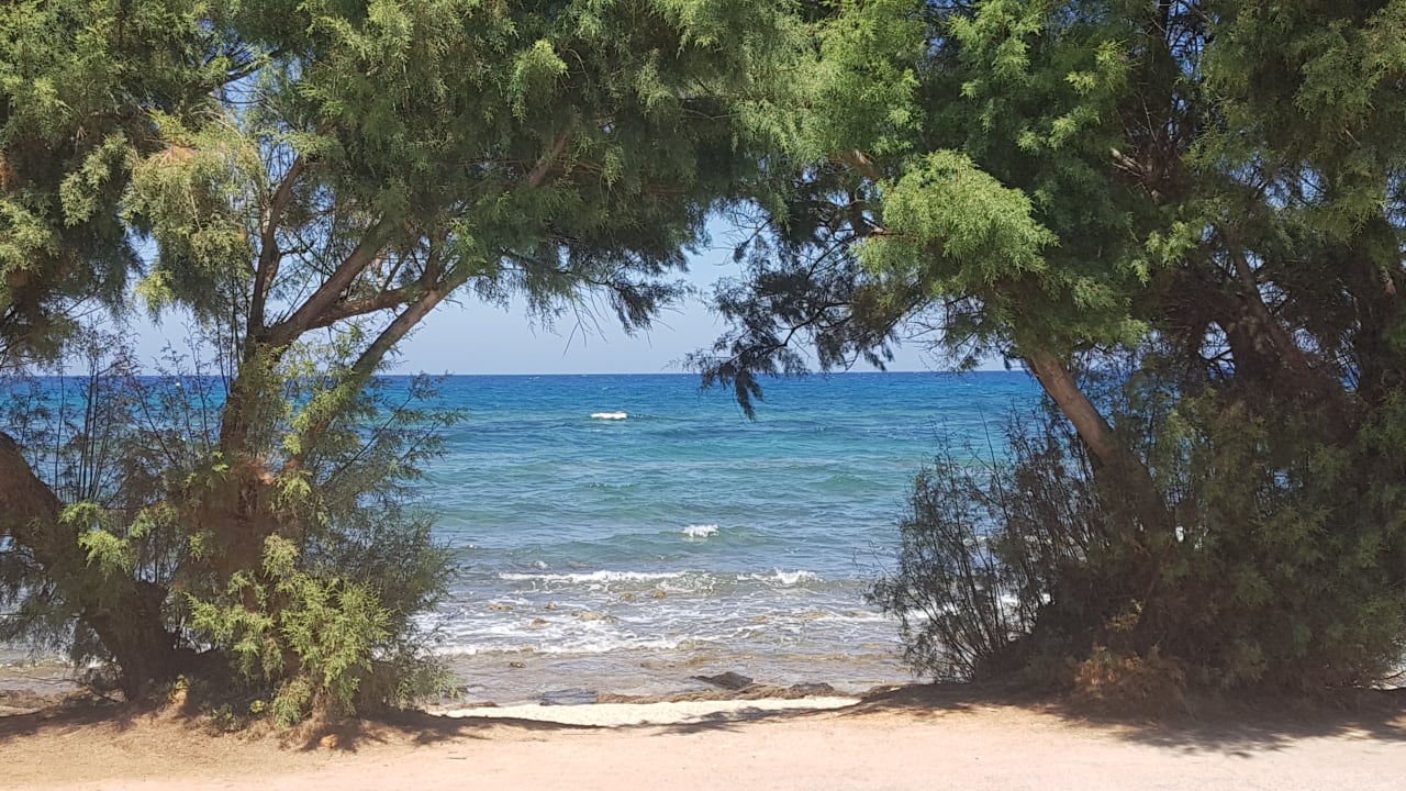 Strand Hotel Serita Beach