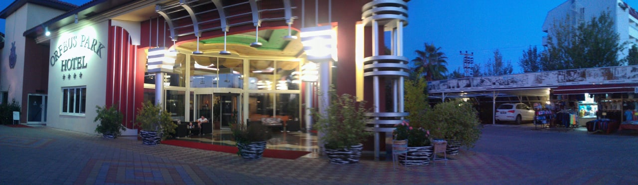 Eingangsbereich Hotel Orfeus Park
