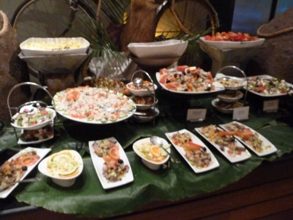 Büffet Mauricia Beachcomber Resort & Spa