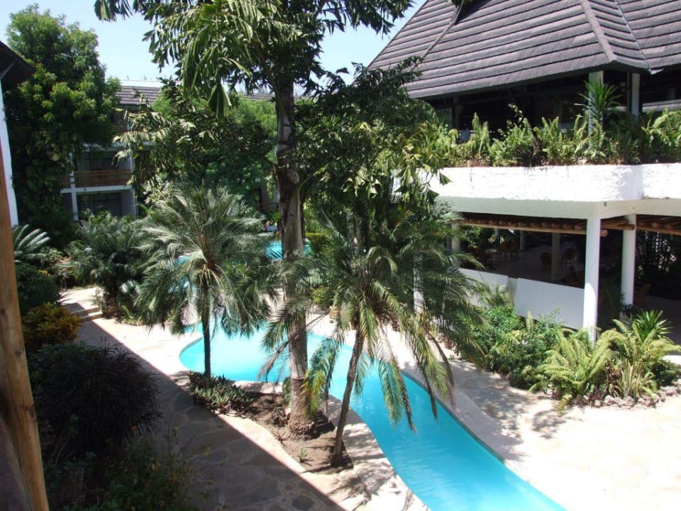 Poolanlage Hotel Traveller's Club