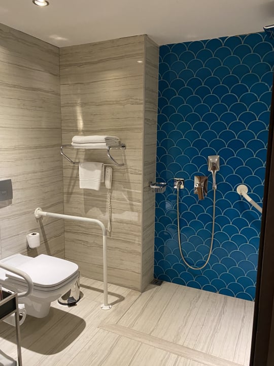 Zimmer Acanthus Cennet Barut Collection