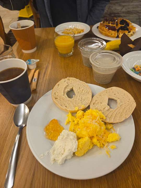 Gastro Hotel Homewood Suites by Hilton Fort Worth West at Cityview