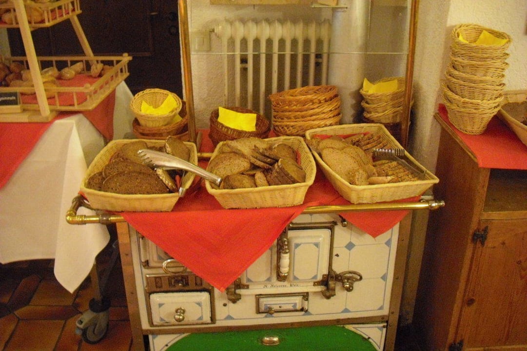 Detail Frühstücksbuffet / Backwaren Hotel Haslinger Hof