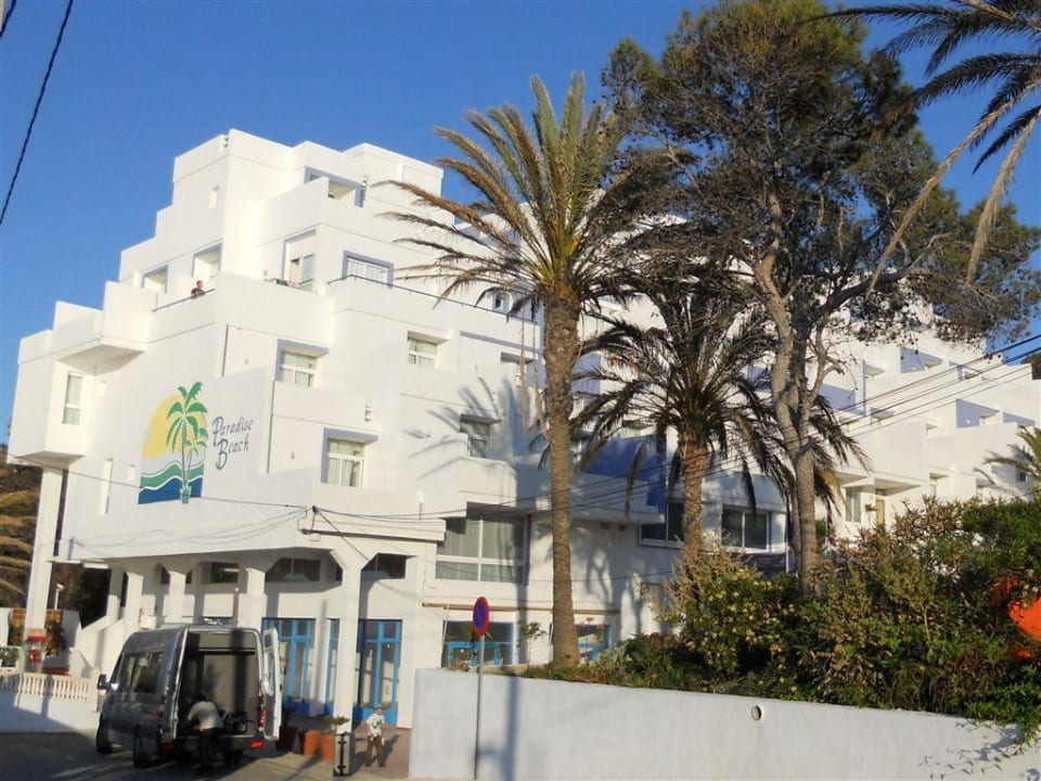 Hotelvorfahrt / Eingangsbereich Barceló Portinatx - Adults only