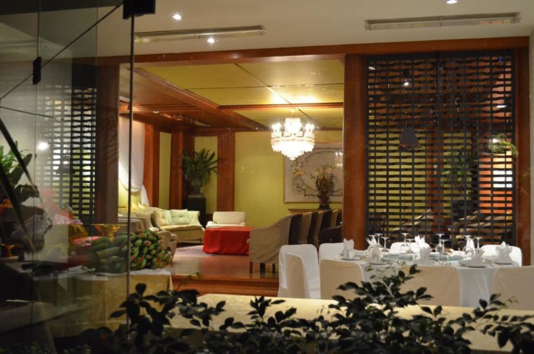 Hotel Swissotel Nai Lert Park Movenpick BDMS Wellness Resort Bangkok