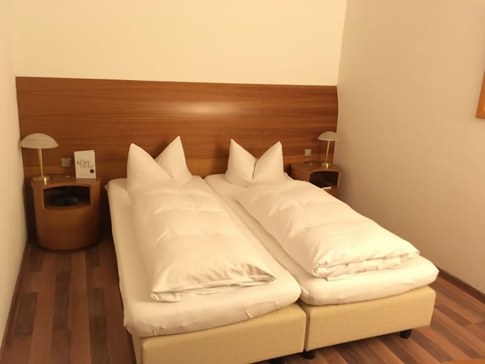 Zimmer Hotel zur Pfalz