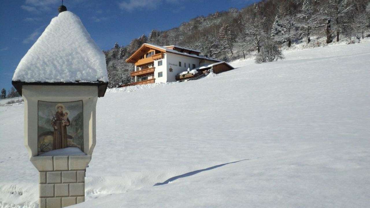 Winter in den Dolomiten Apartments Kerschbaumer
