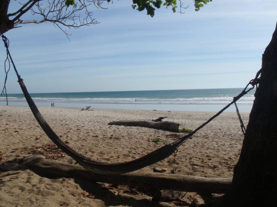 The Beach Horizon Ocean View Hotel & Yoga Center