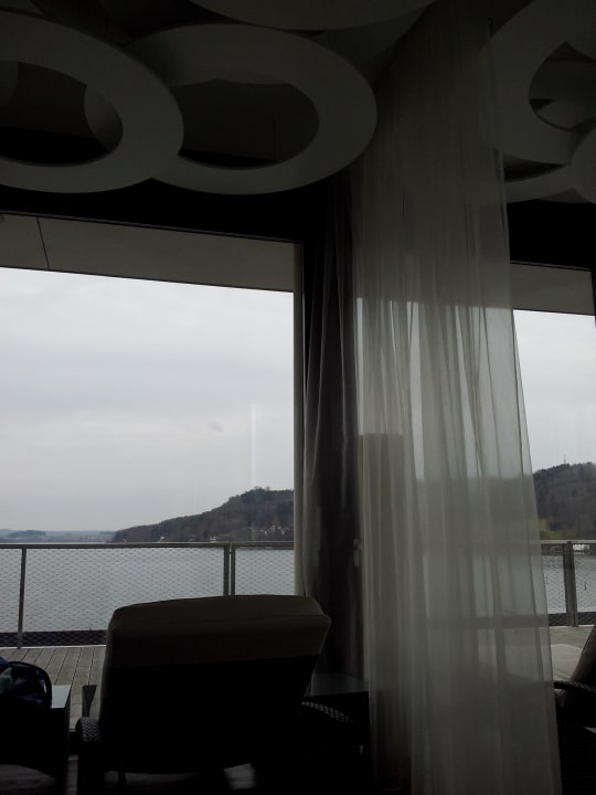 Ausblick vom Hallenbad Seeside Hotel Seewirt Mattsee