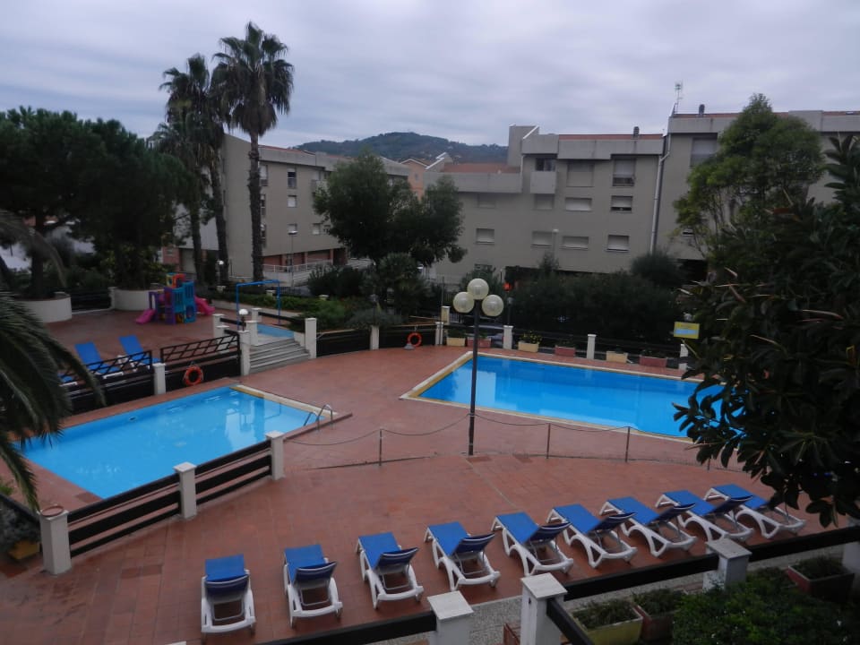 Pools Diano Sporting Apartments