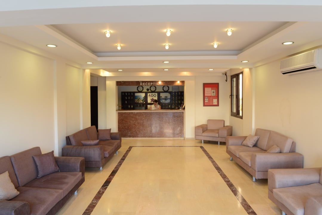 Lobby Maxsea Beach Hotel