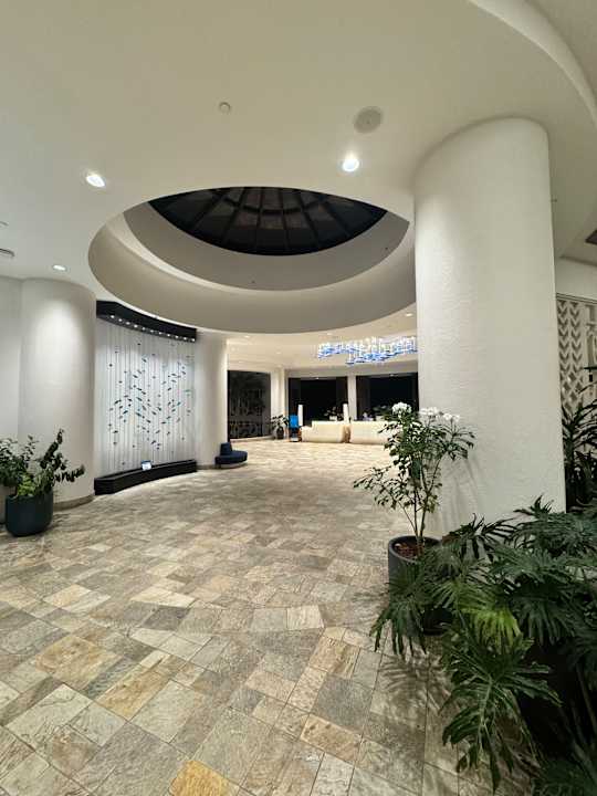 Lobby Outrigger Kona Resort and Spa