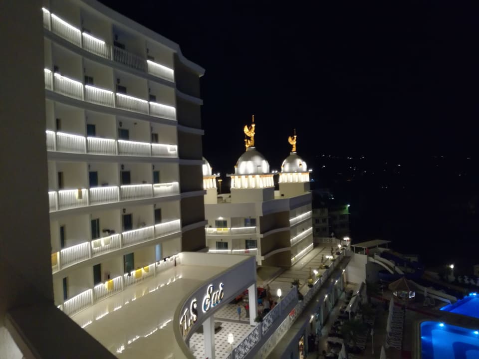 Ausblick Oz Hotels Sui Resort