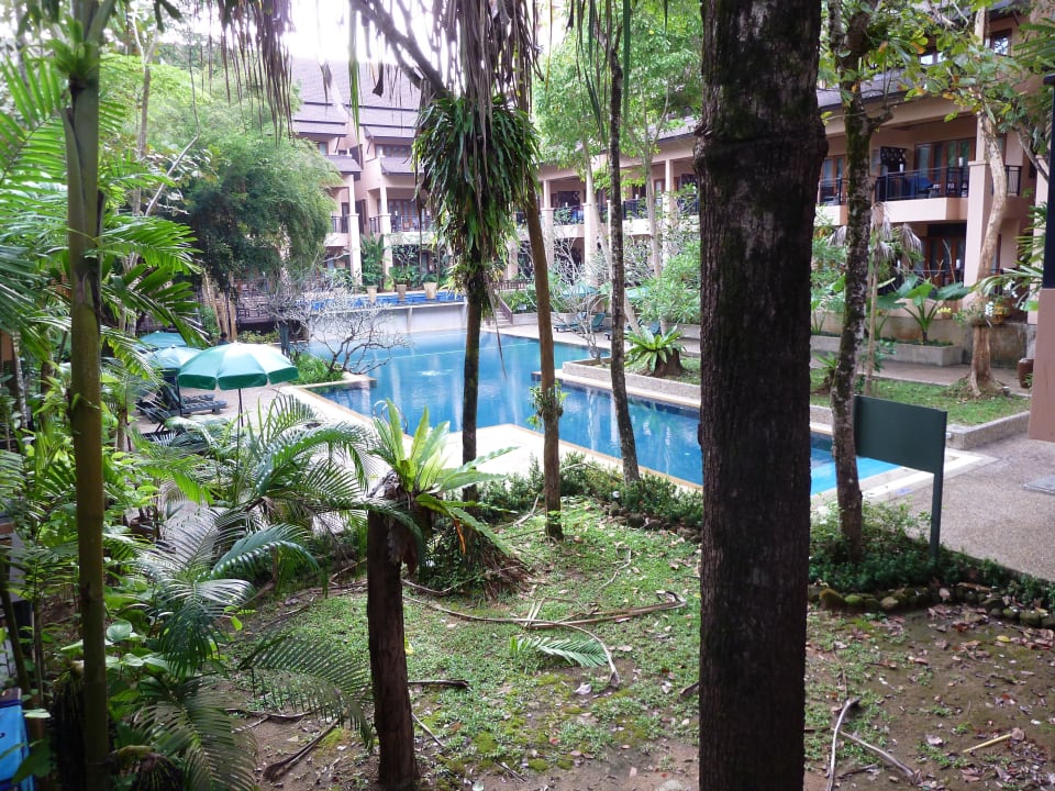 Garten mit Pool Khao Lak Merlin Resort