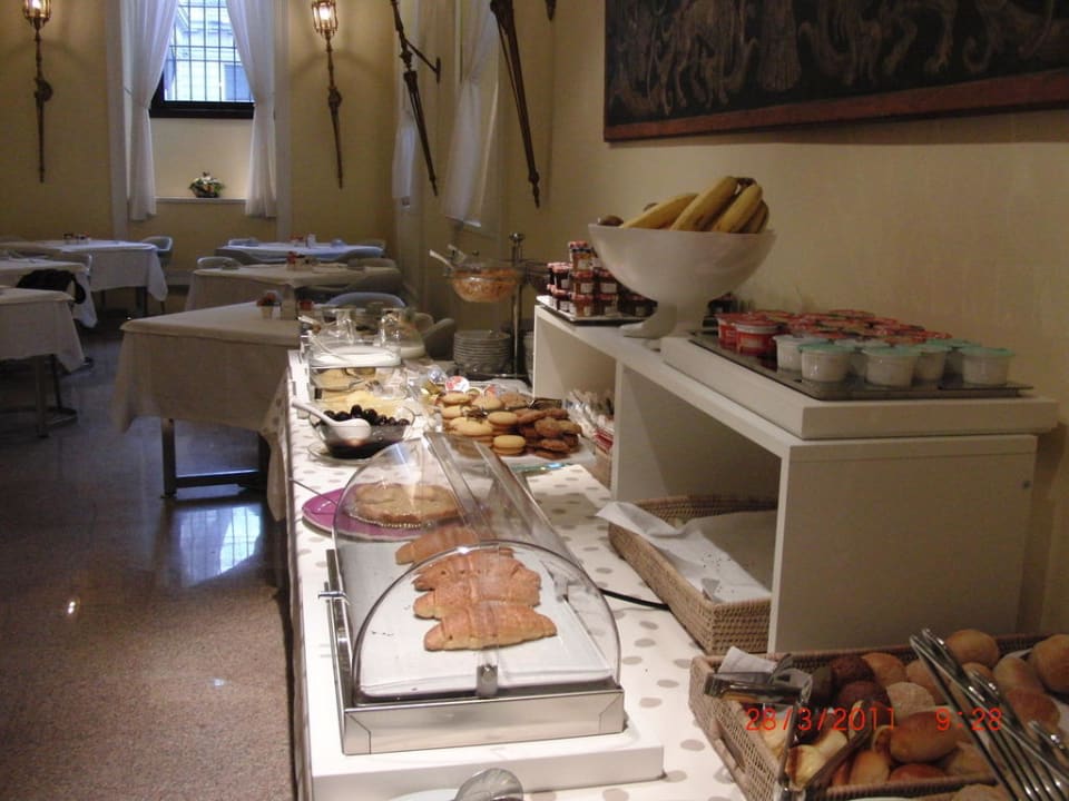 Reichhaltiges Frühstücksangebot Hotel Gran Duca di York