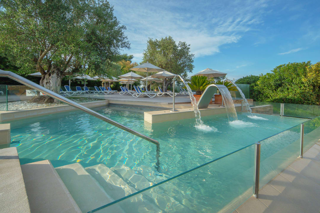 Pool PortBlue Club Pollentia Resort & Spa