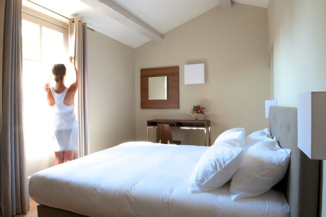 Chambre Tropézienne Hotel La Begude Saint Pierre