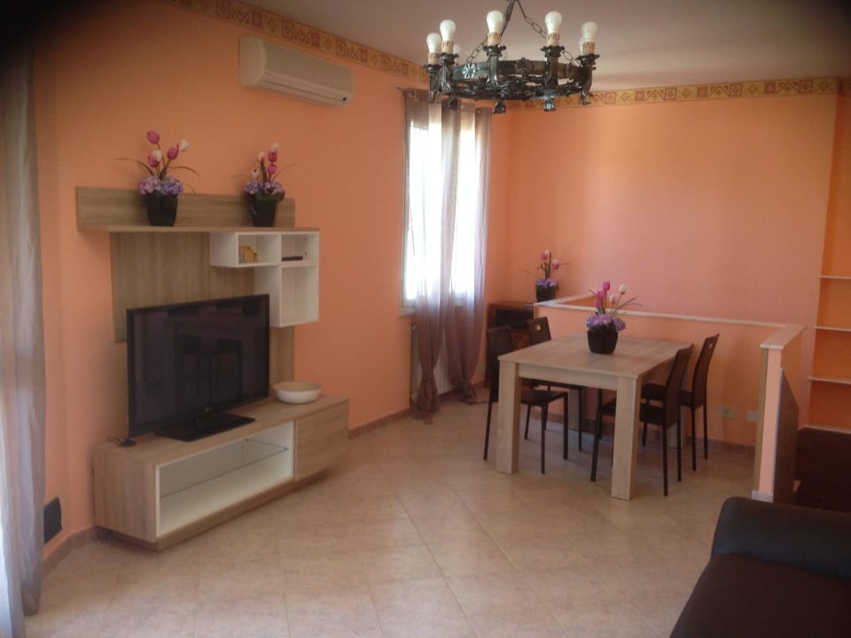 Soggiorno - salone Holiday Home Perla Del Mare