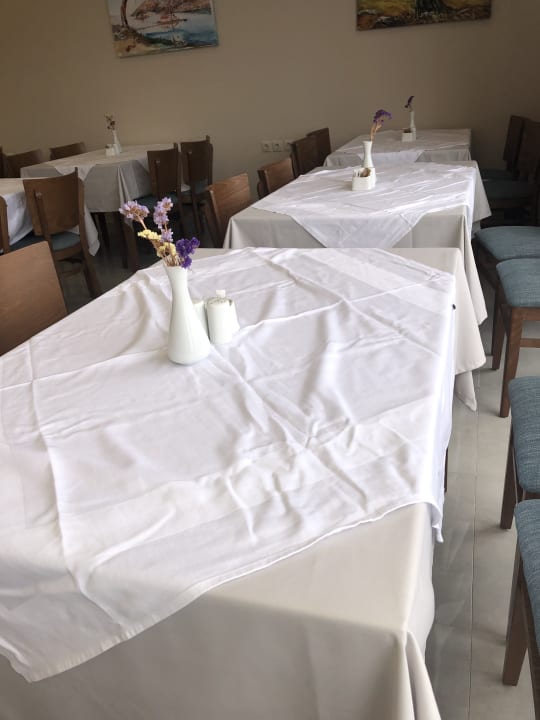 Gastro Hotel Robolla Beach