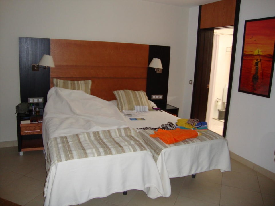 Studio HL Miraflor Suites Hotel
