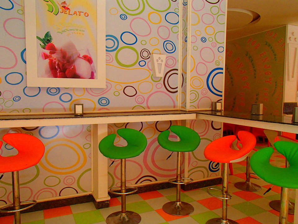 Кафе-мороженное Pickalbatros Alf Leila Wa Leila Resort - Neverland Hurghada