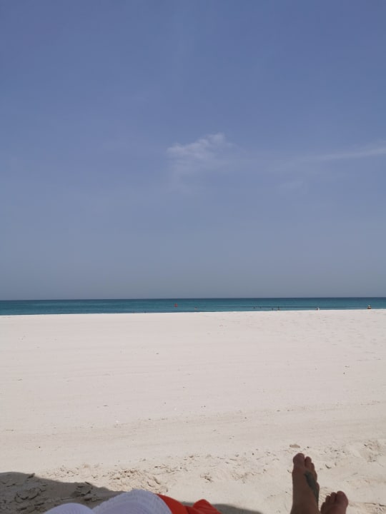 Strand Saadiyat Rotana Resort &  Villas