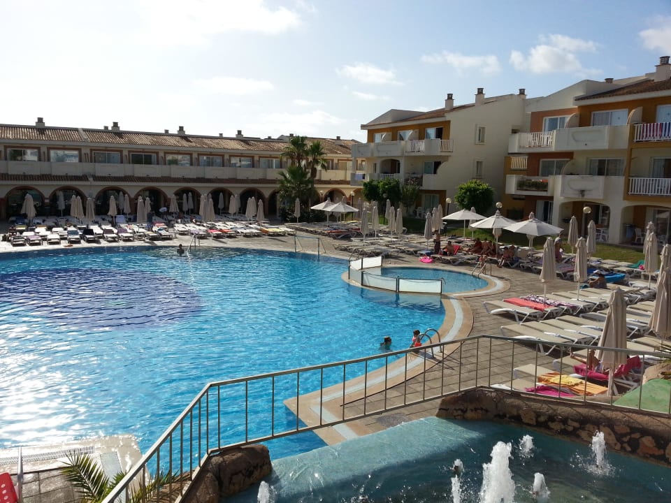 Pool blau punta reina